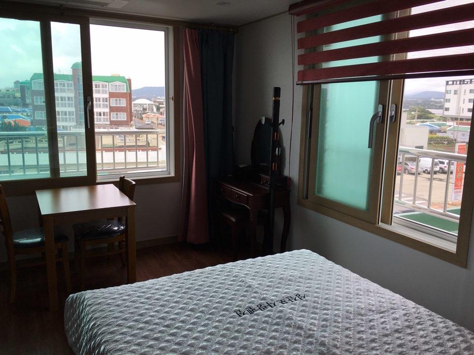 Seongsanpo Love Pension Seogwipo Exterior photo