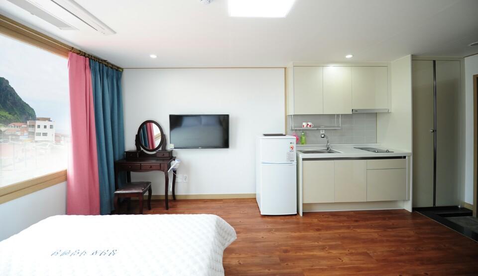 Seongsanpo Love Pension Seogwipo Exterior photo